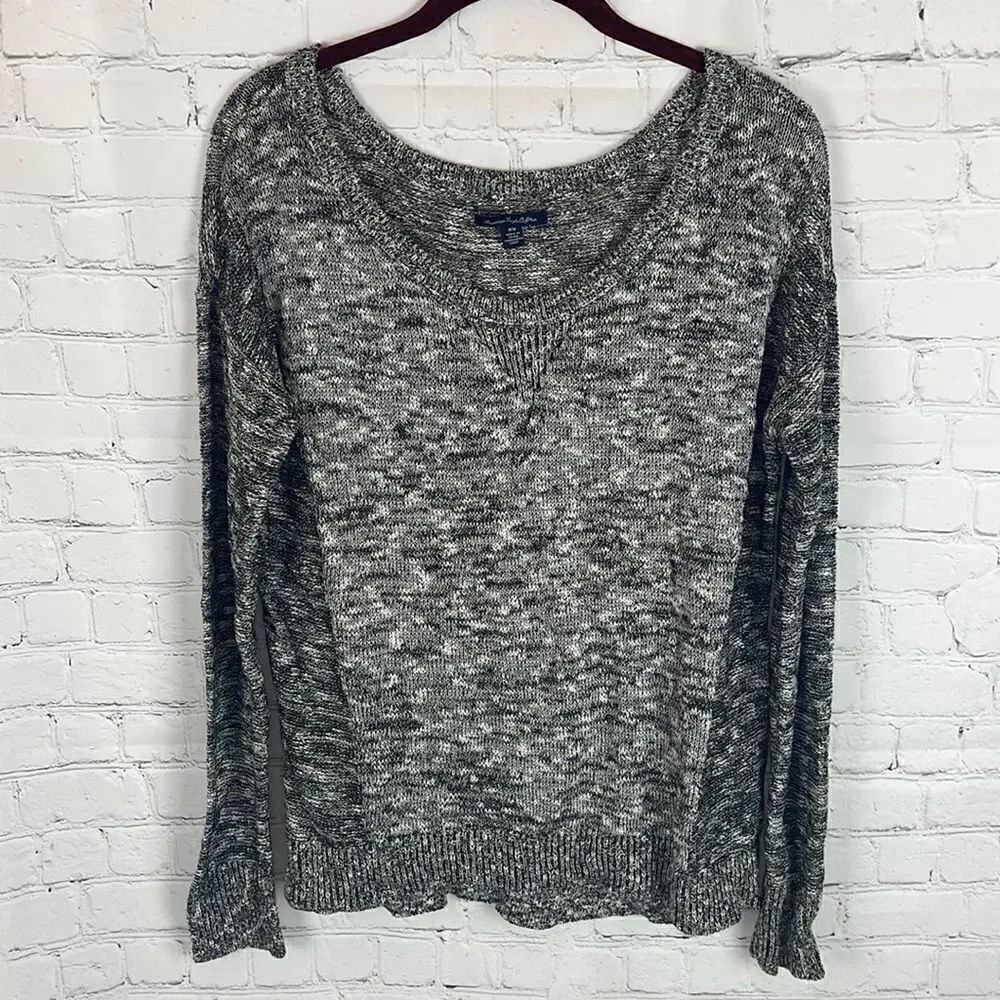 American Eagle Outfitters Black and White Sweater with Shimmer Size Medium